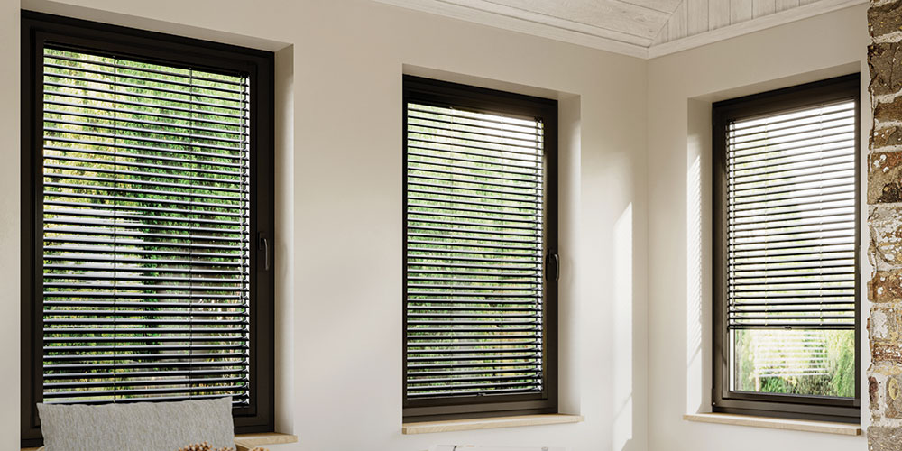 venetian-blinds